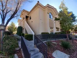 Photo #1: 2165799 Listing 