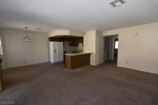 Photo #4: 2165803 Listing 