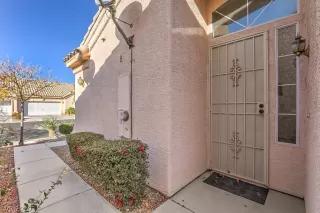 Photo #2: 2165809 Listing 