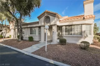 Photo #1: 2165816 Listing