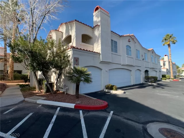 MLS: 2165840 Condo For Sale