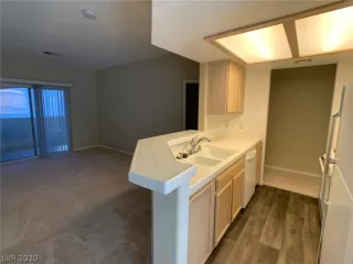 Photo #1: 2165840 Listing 