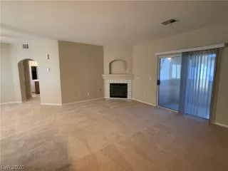 Photo #4: 2165840 Listing 