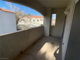 Photo #6: 2165840 Listing 