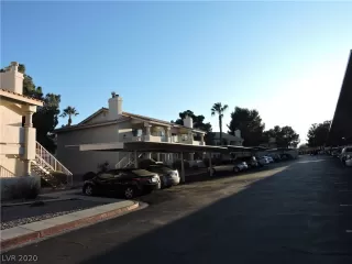 Photo #1: 2165935 Listing 