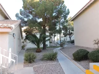 Photo #3: 2165935 Listing 