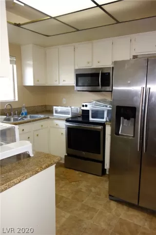 Photo #4: 2166024 Listing 