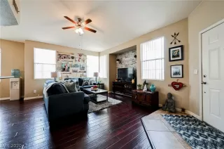 Photo #1: 2166139 Listing