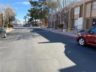 Photo #2: 2166295 Listing 