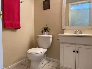 Photo #5: 2166295 Listing 