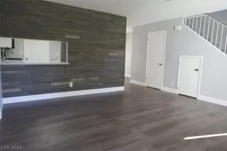 Photo #1: 2166307 Listing 