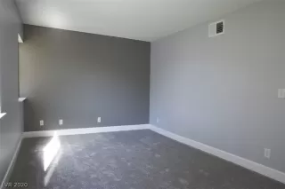 Photo #4: 2166307 Listing 