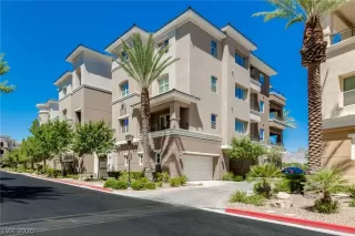 Photo #1: 2166321 Listing 