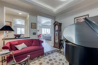 Photo #5: 2166321 Listing 