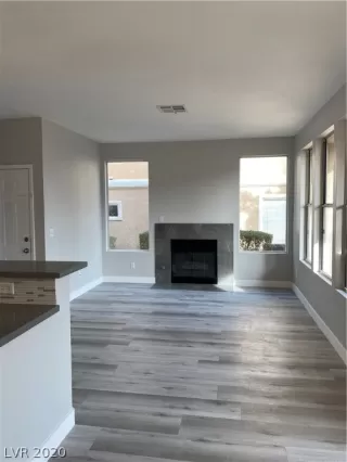 Photo #6: 2166368 Listing 