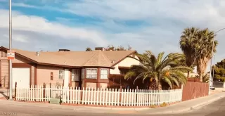 Photo #2: 2166381 Listing