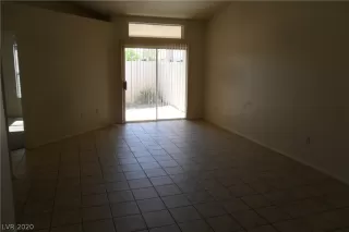 Photo #3: 2166399 Listing