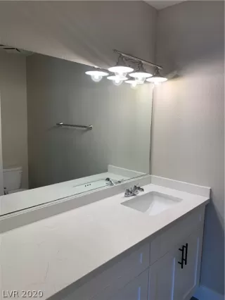 Photo #6: 2166522 Listing