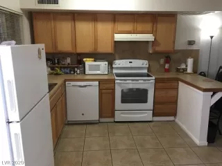 Photo #6: 2166524 Listing 