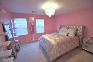 Photo #5: 2166572 Listing