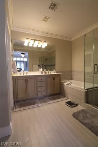 Photo #6: 2166679 Listing 