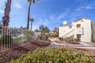 Photo #1: 2166771 Listing