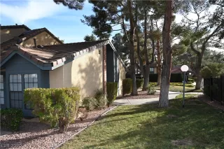 Photo #1: 2166853 Listing 