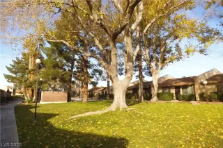 Photo #1: 2166894 Listing