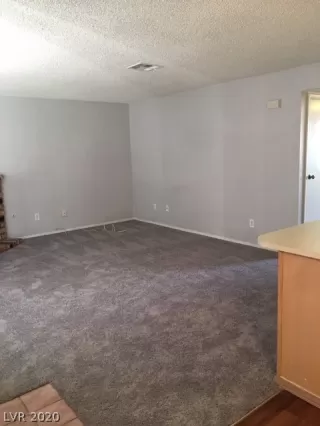 Photo #3: 2166958 Listing 