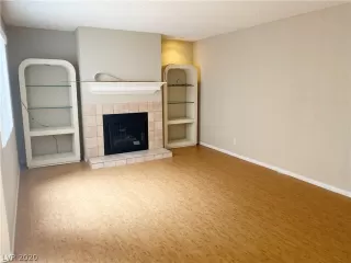 Photo #1: 2167038 Listing 