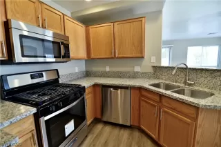 Photo #1: 2167130 Listing 