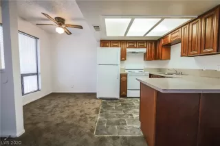 Photo #6: 2167159 Listing 