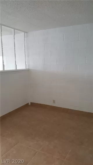 Photo #6: 2167200 Listing 
