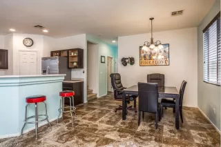 Photo #3: 2167210 Listing