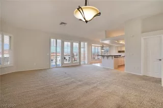 Photo #4: 2167271 Listing