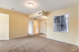 Photo #5: 2167288 Listing 