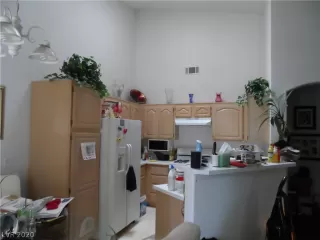 Photo #2: 2167313 Listing 