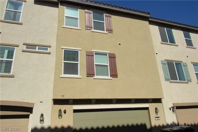 MLS: 2167325 Condo For Sale