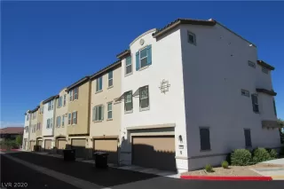 Photo #1: 2167325 Listing