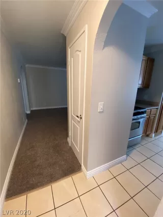 Photo #1: 2167456 Listing 