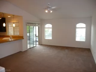 Photo #6: 2167495 Listing