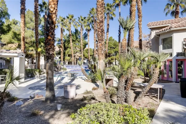 MLS: 2167518 Condo For Sale