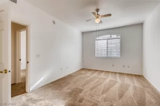 Photo #6: 2167518 Listing