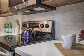 Photo #6: 2167559 Listing