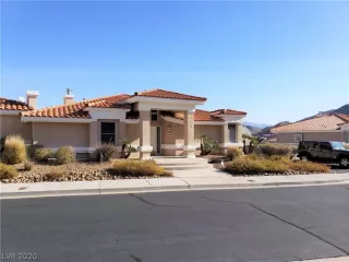 Photo #2: 2167579 Listing