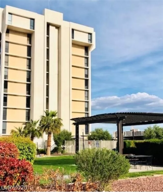 MLS: 2167610 Condo For Sale