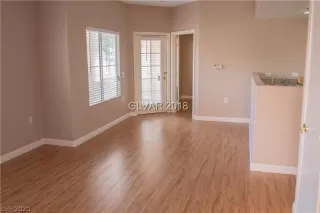 Photo #2: 2167628 Listing