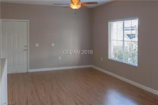 Photo #6: 2167628 Listing