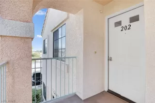 Photo #2: 2167650 Listing 