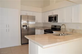 Photo #5: 2167679 Listing 